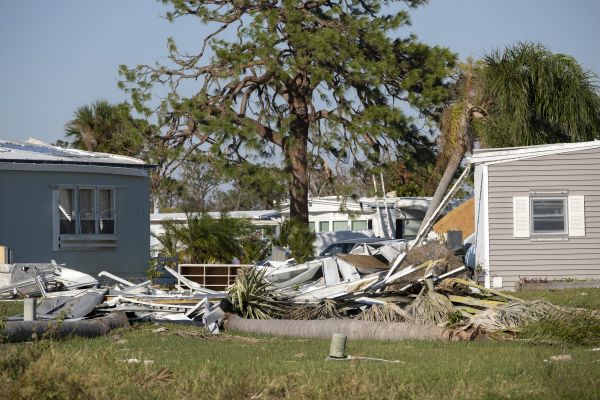 Double Wide Demolition in Sandpoint